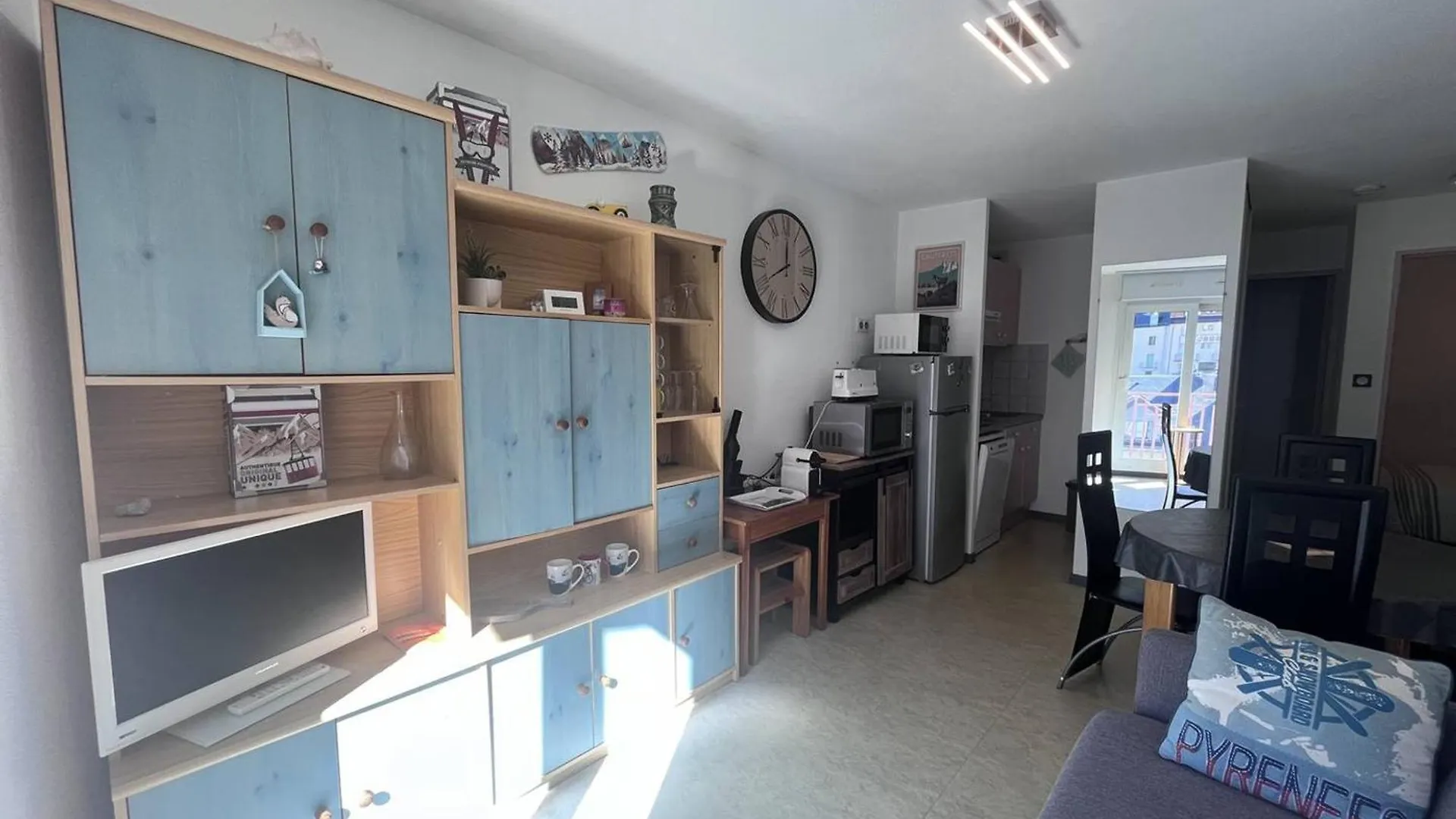 Studio Centre Cauterets Avec Parking Et Vue Montagne - Fr-1-812-8